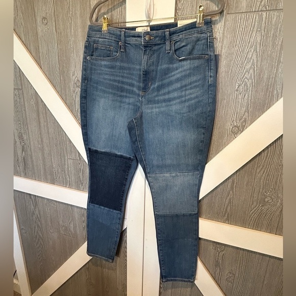 WJ2. NWT Universal Thread Reg Skinny two tone denim Reg14 - Picture 1 of 4